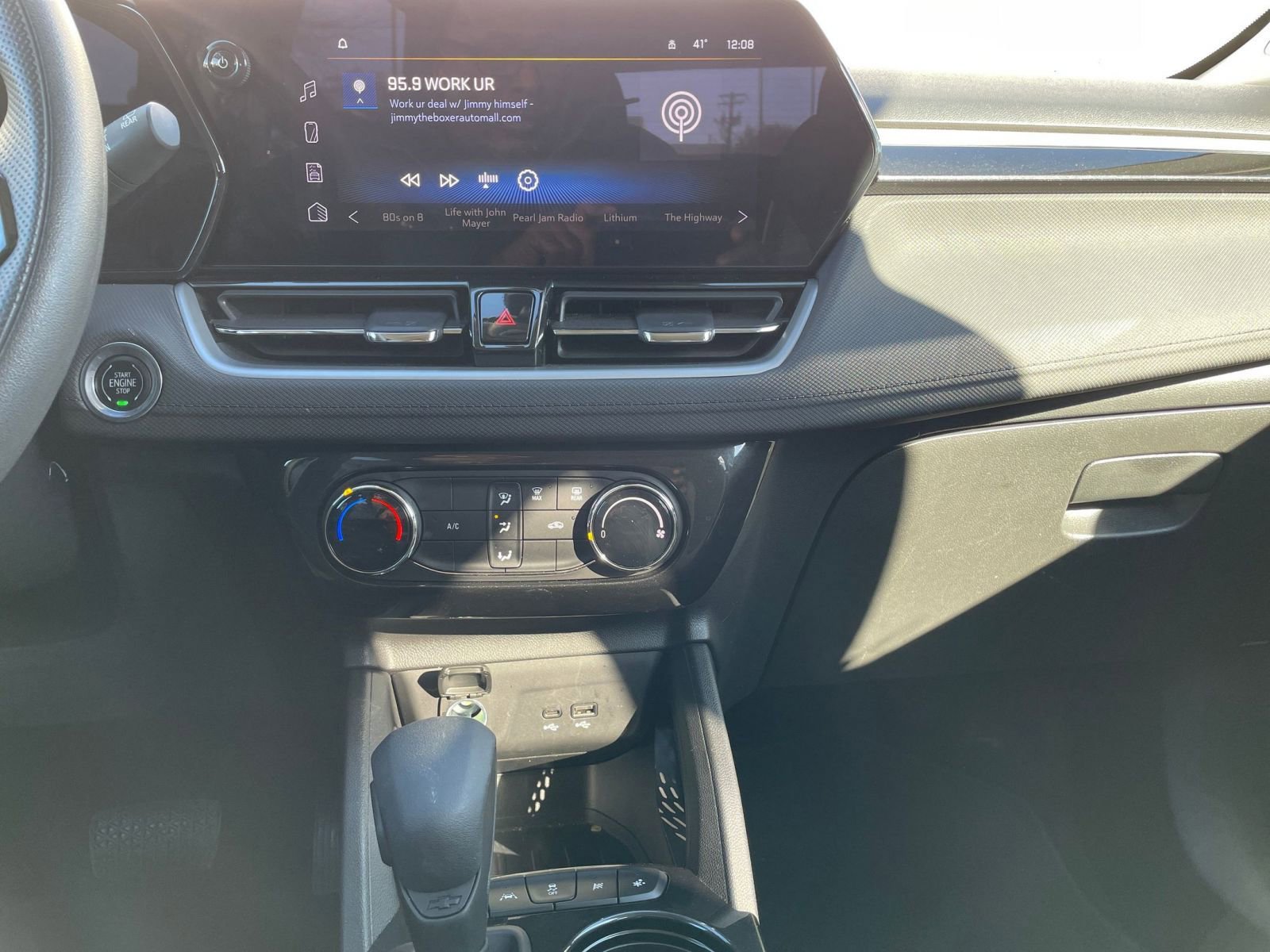 Used 2025 Chevrolet TrailBlazer LT image 18