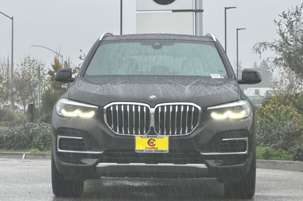 Used 2022 BMW X5 sDrive40i w/ Climate Comfort Package image 8