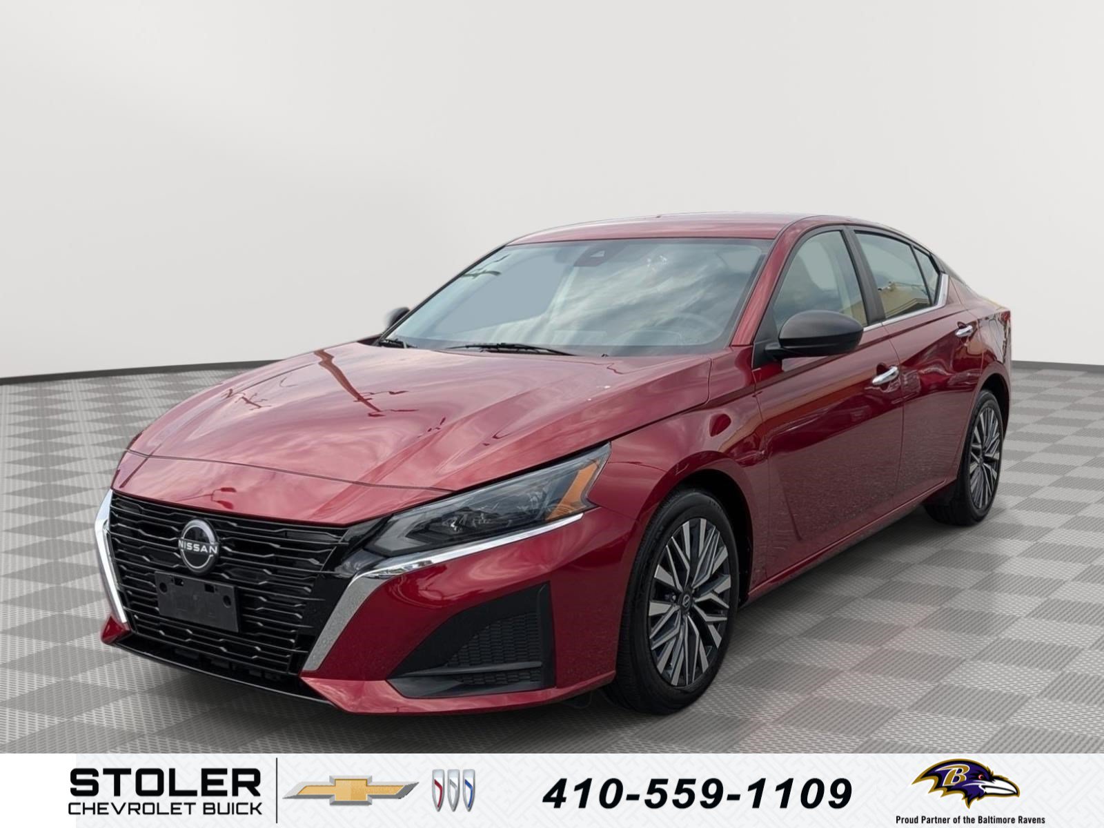 Used 2024 Nissan Altima 2.5 SV FWD image 1