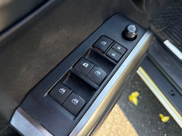 Used 2020 Toyota Tacoma SR5 AWD/4WD image 22