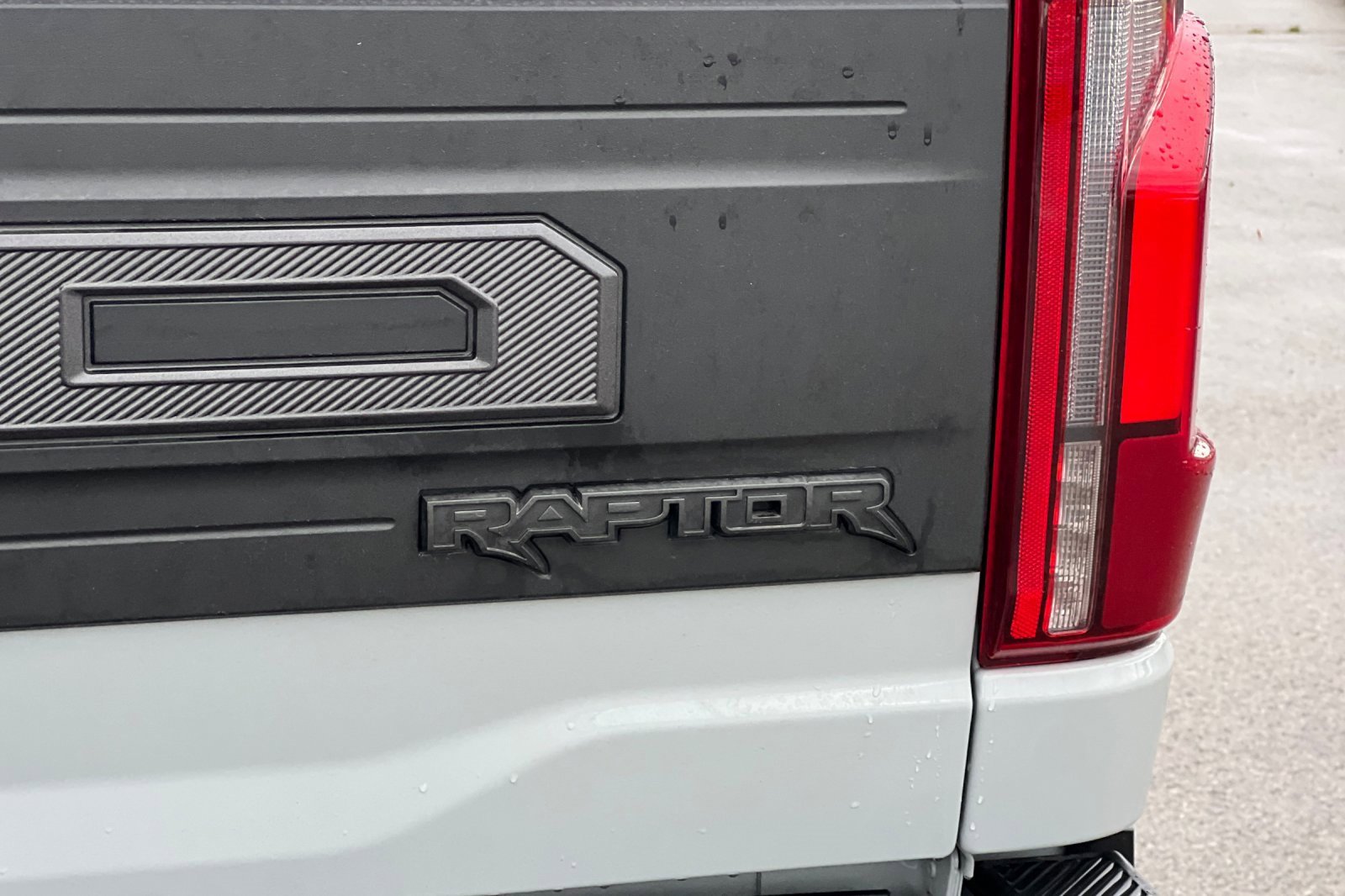 Used 2024 Ford F150 Raptor image 27