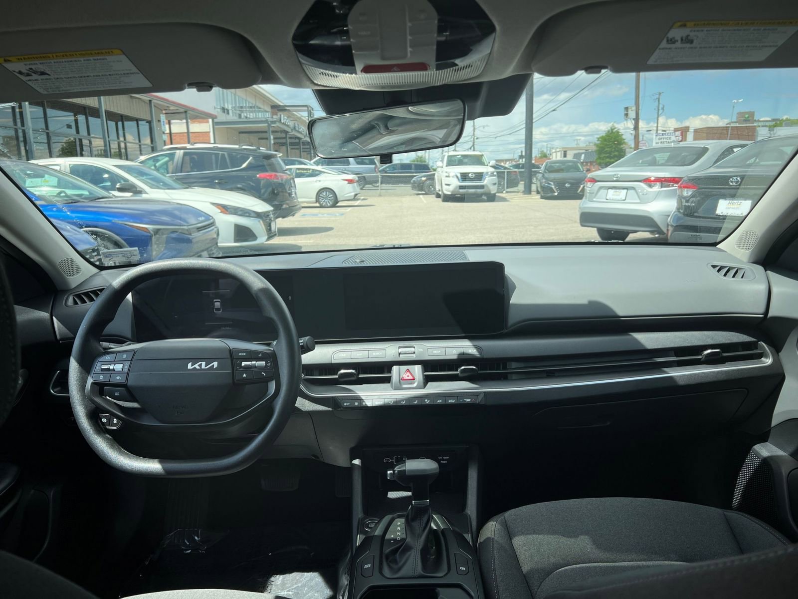 Used 2025 Kia K4 LXS FWD image 33