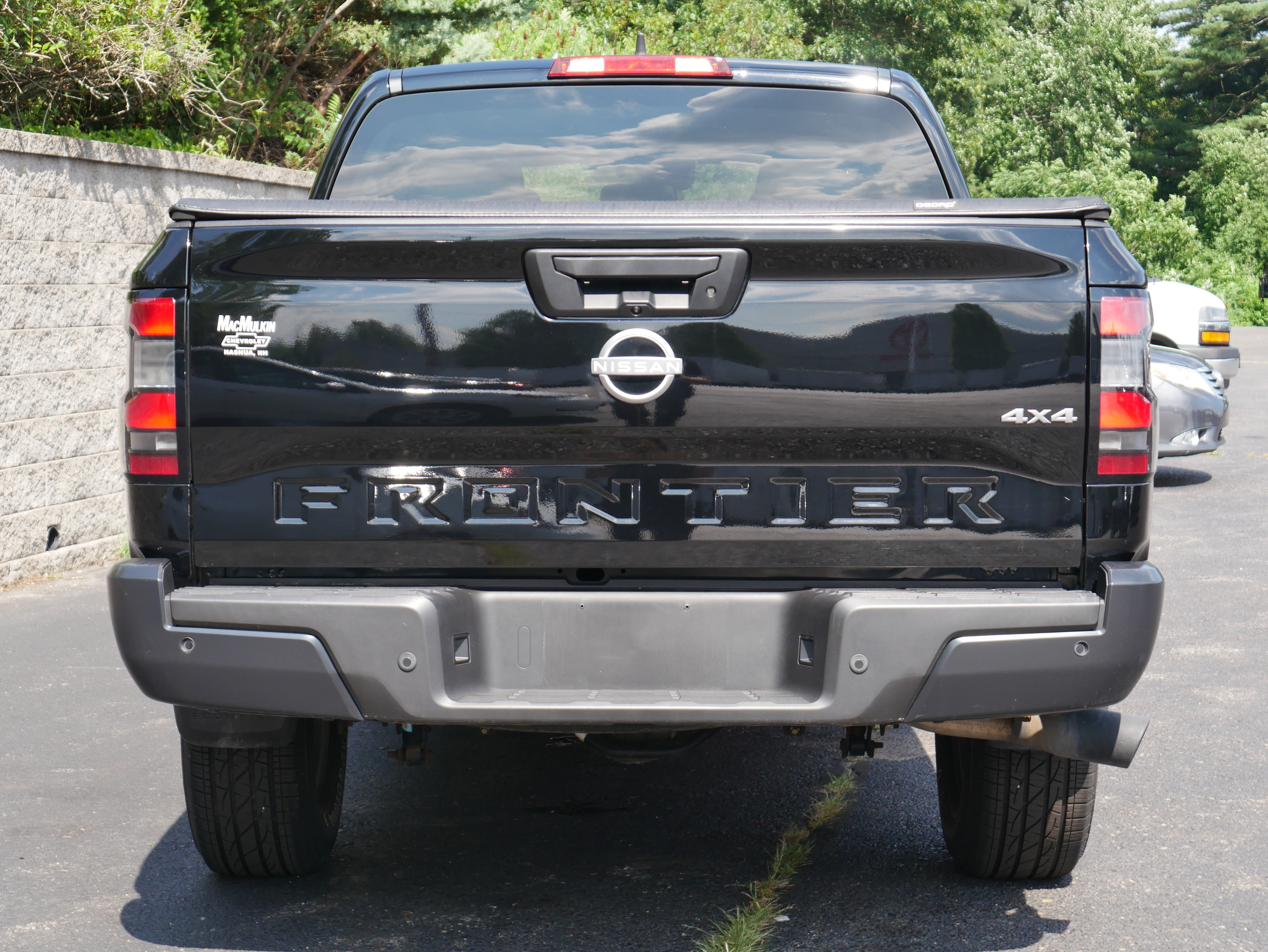Used 2023 Nissan Frontier S w/ Technology Package AWD/4WD image 5