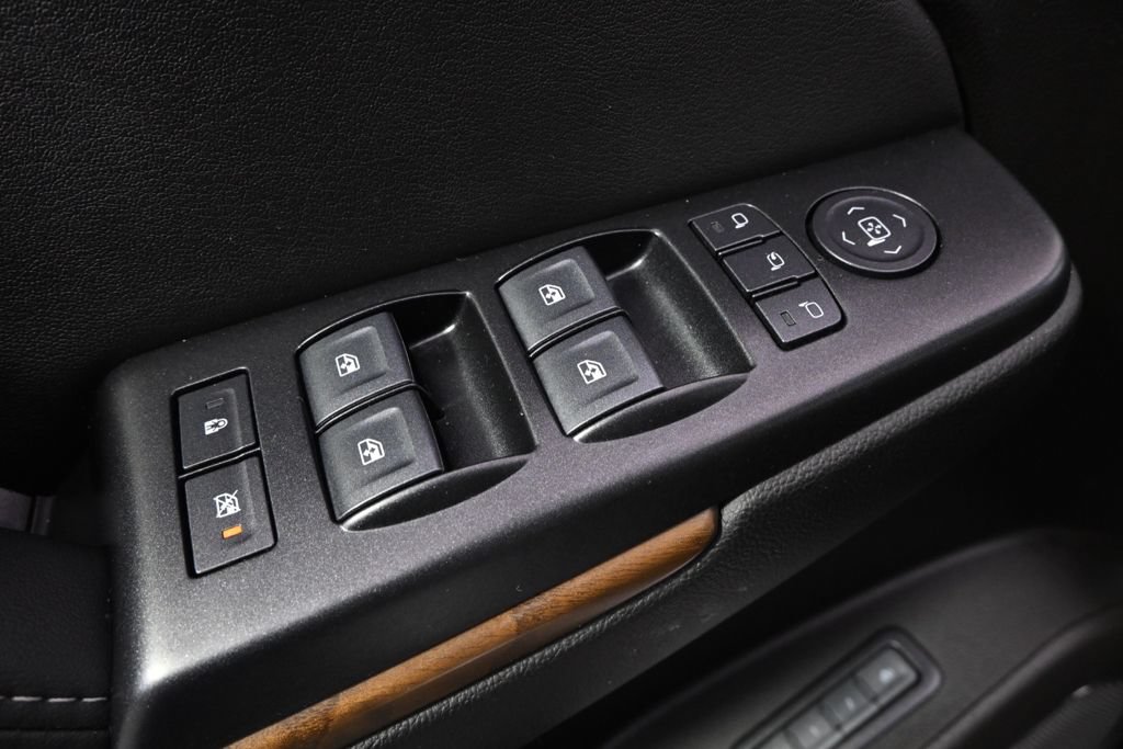 Used 2019 GMC Yukon XL Denali w/ Denali Ultimate Package AWD/4WD image 24