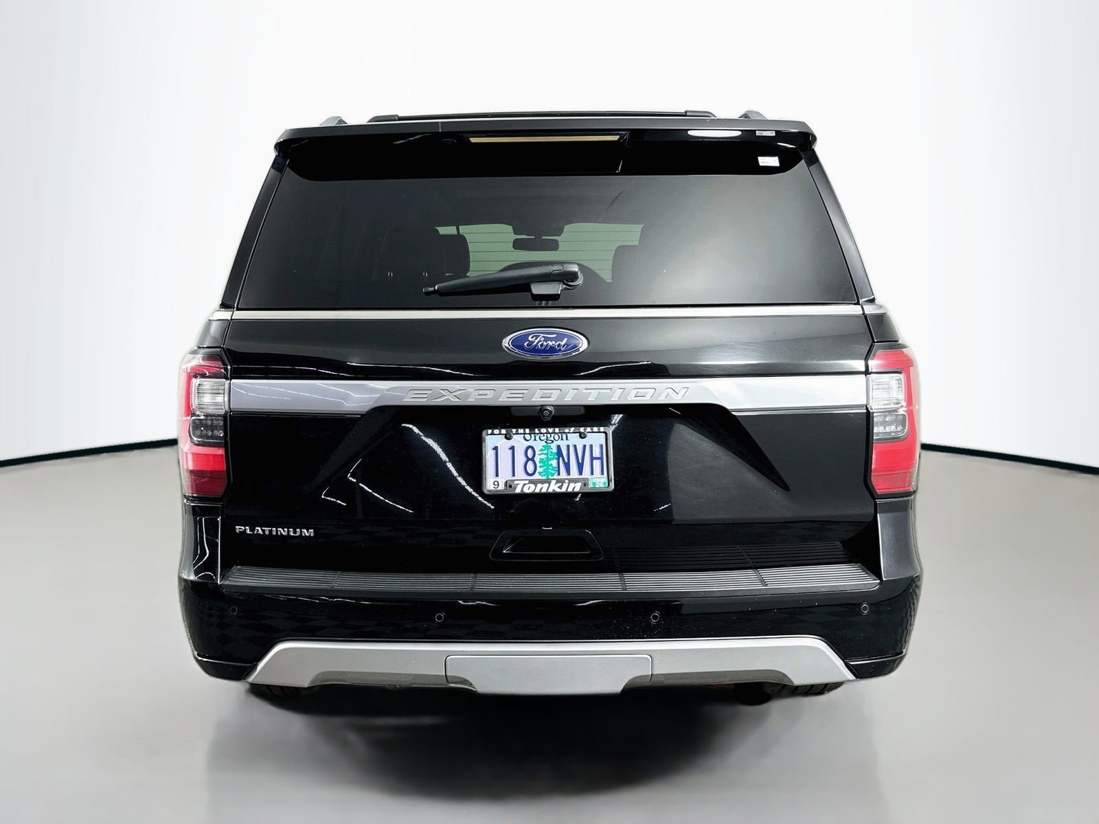 Used 2018 Ford Expedition Platinum AWD/4WD image 6