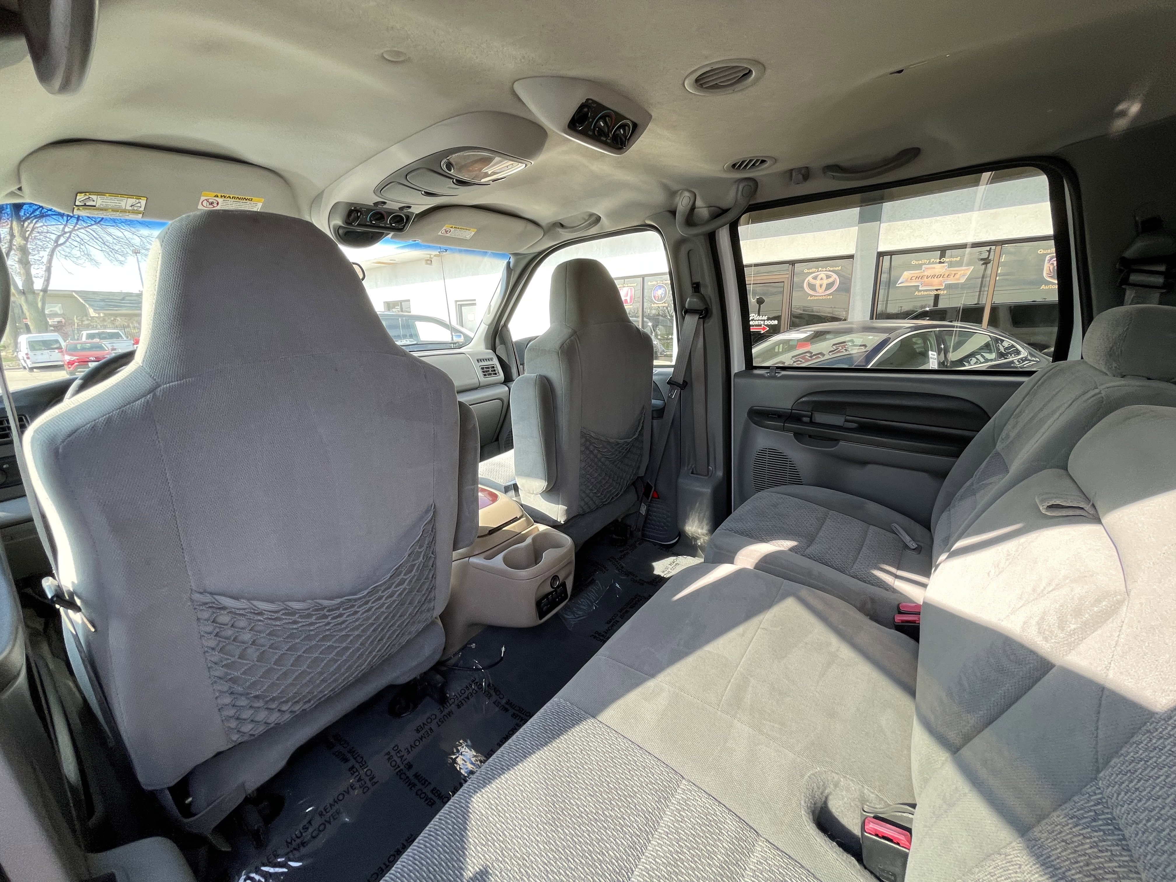 Used 2003 Ford Excursion XLT image 12