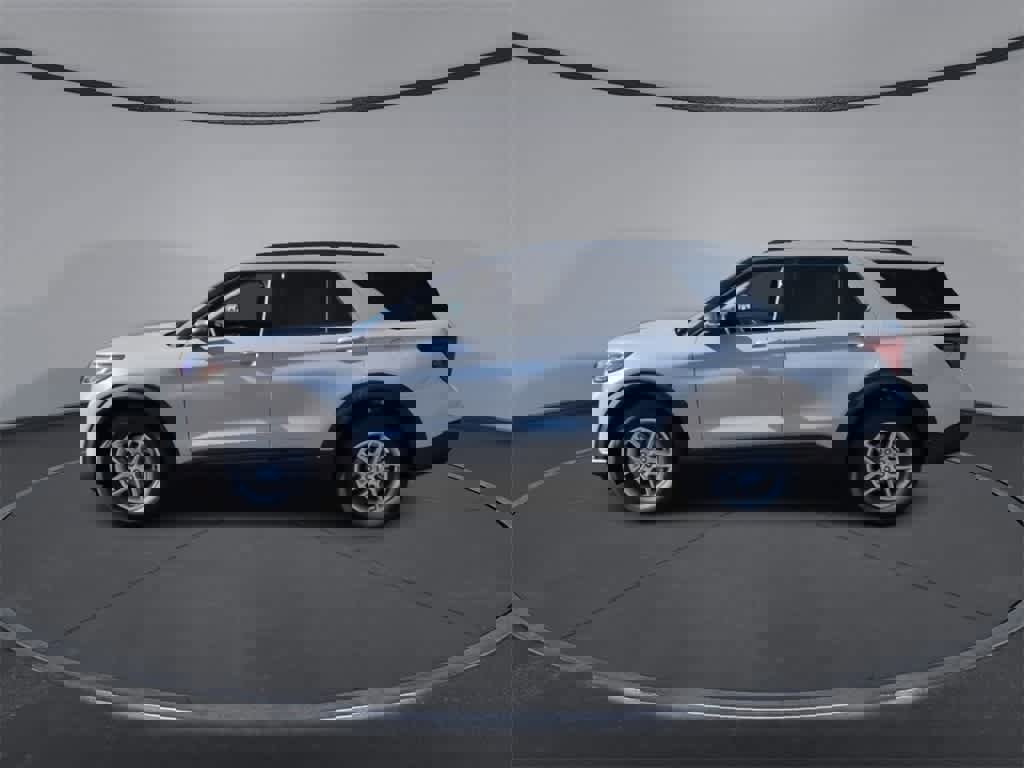 New 2026 Ford Explorer Active image 4