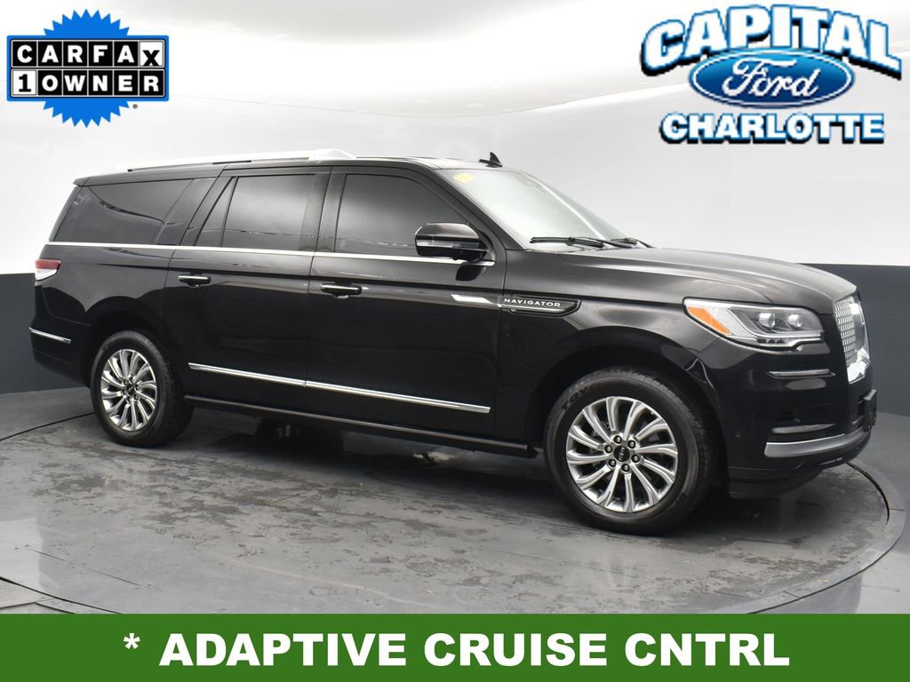 Used 2022 Lincoln Navigator L 2WD image 4