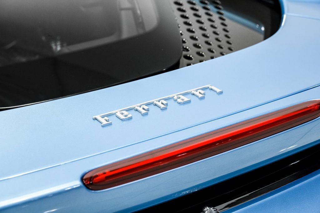 Used 2022 Ferrari SF90 Spider image 53