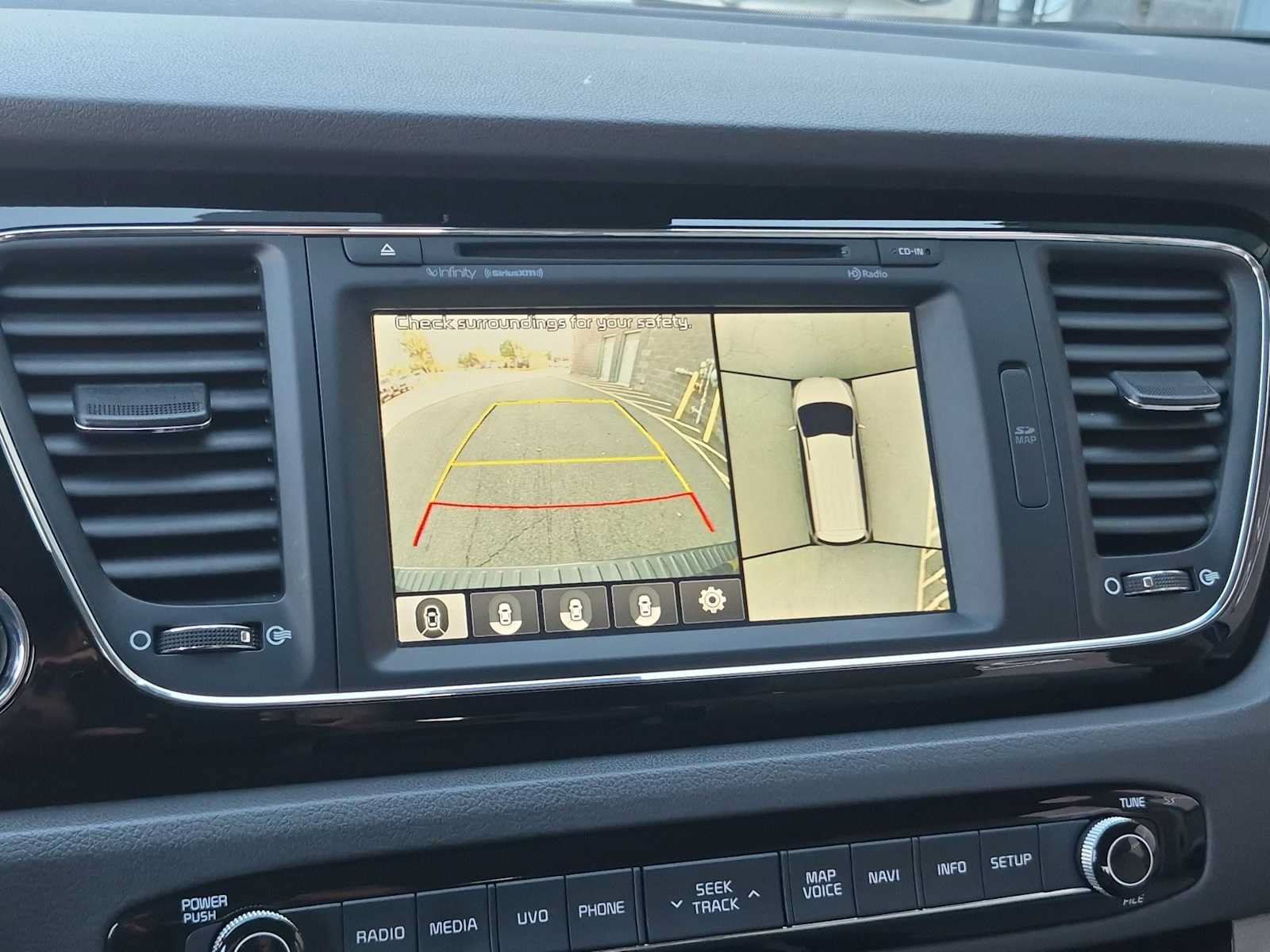 Used 2016 Kia Sedona SX FWD image 29