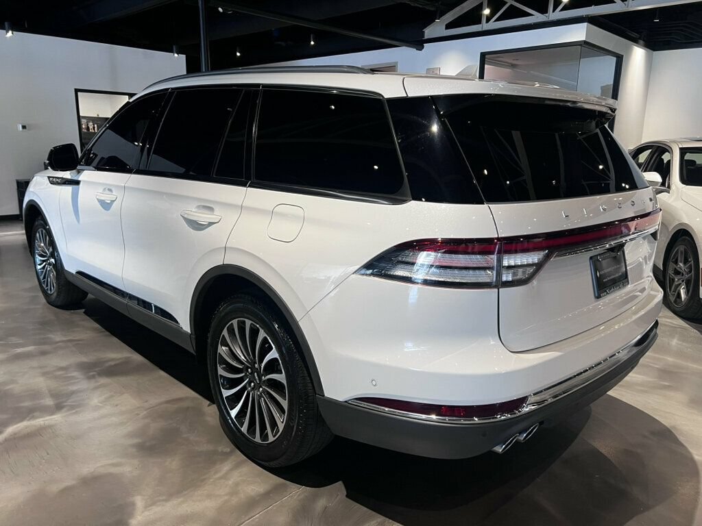 Used 2023 Lincoln Aviator Reserve w/ Equipment Group 201A AWD/4WD image 7