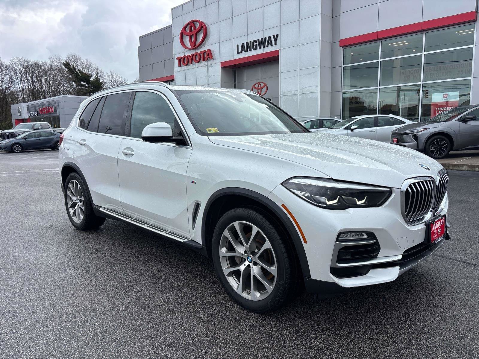 Used 2019 BMW X5 xDrive40i w/ Convenience Package AWD/4WD image 1