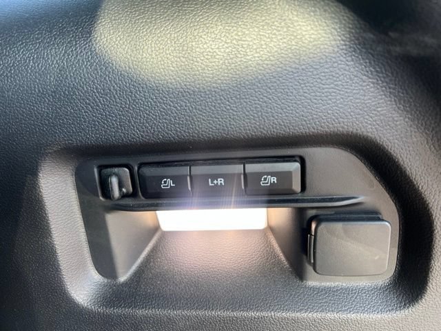 Used 2023 Ford Explorer ST w/ Equipment Group 401A AWD/4WD image 17