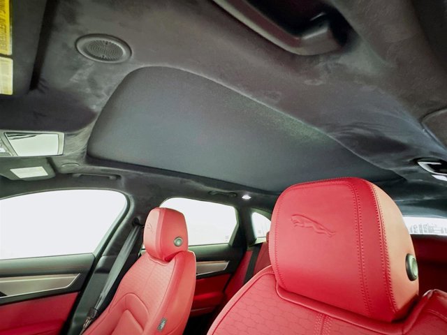 New 2026 Jaguar F-PACE R-Dynamic S image 14