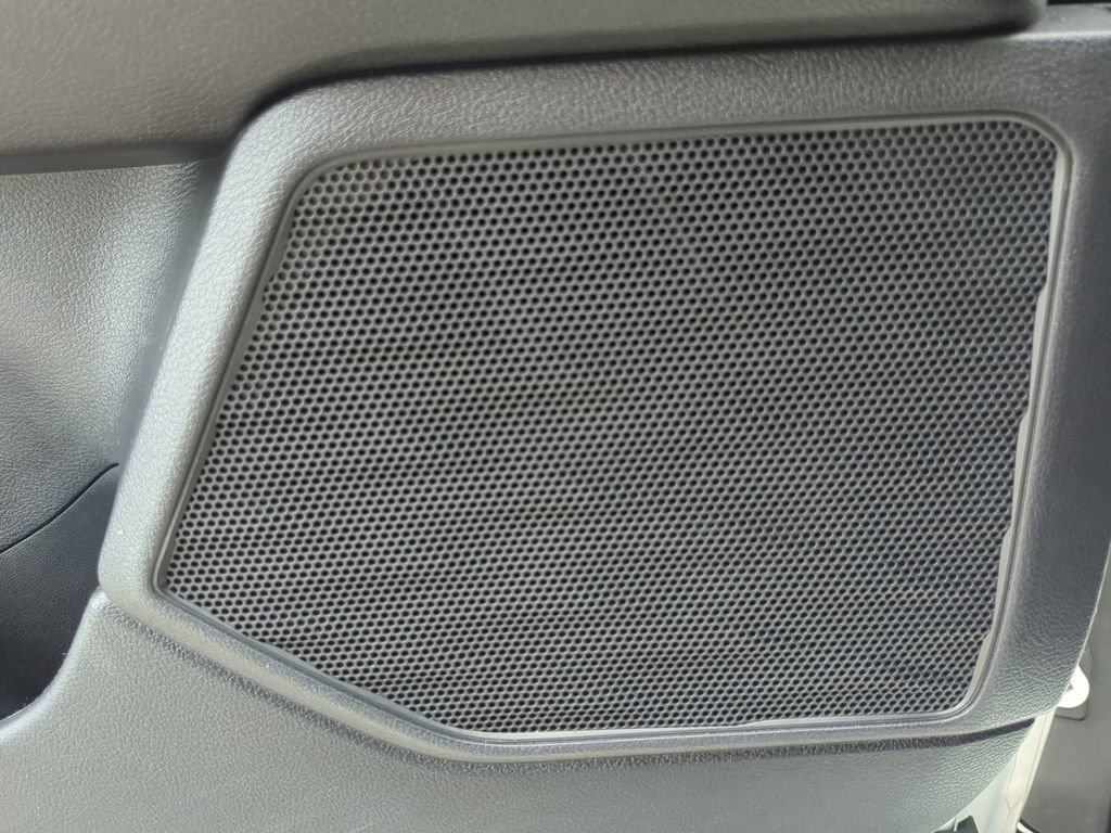 Used 2022 Lexus UX 200 w/ Accessory Package (Z2) FWD image 18