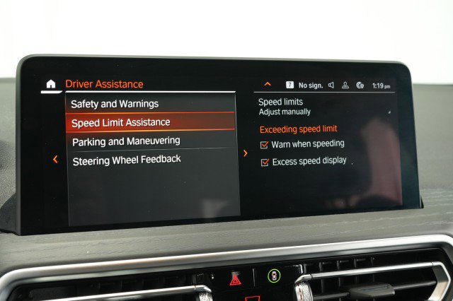 Used 2022 BMW X4 xDrive30i w/ M Sport Package 2 image 40