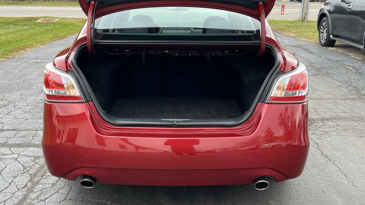 Used 2015 Nissan Altima 2.5 SV w/ Convenience Package FWD image 28