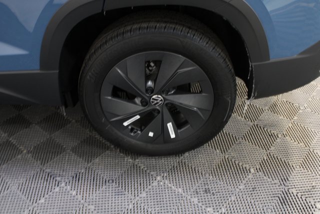 New 2026 Volkswagen Taos S image 22