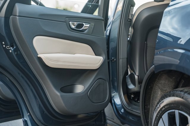 New 2026 Volvo XC60 T8 Plus w/ Protection Package Premier image 35