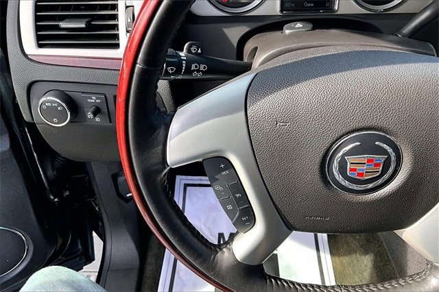 Used 2013 Cadillac Escalade EXT Premium image 16