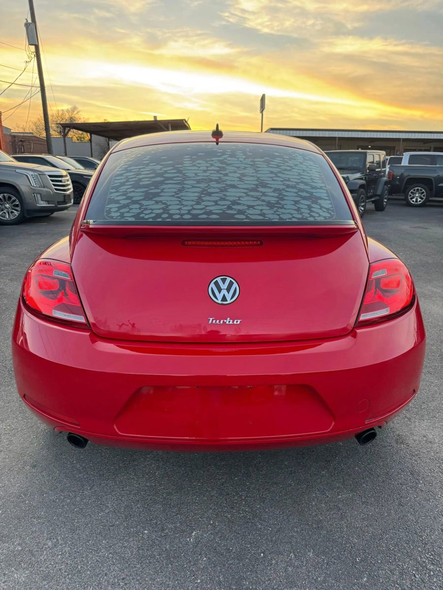 Used 2012 Volkswagen Beetle 2.0T image 5