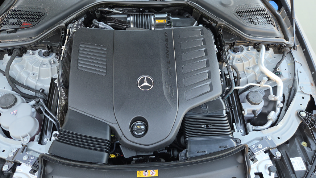 New 2026 Mercedes-Benz E 450 4MATIC Sedan image 24