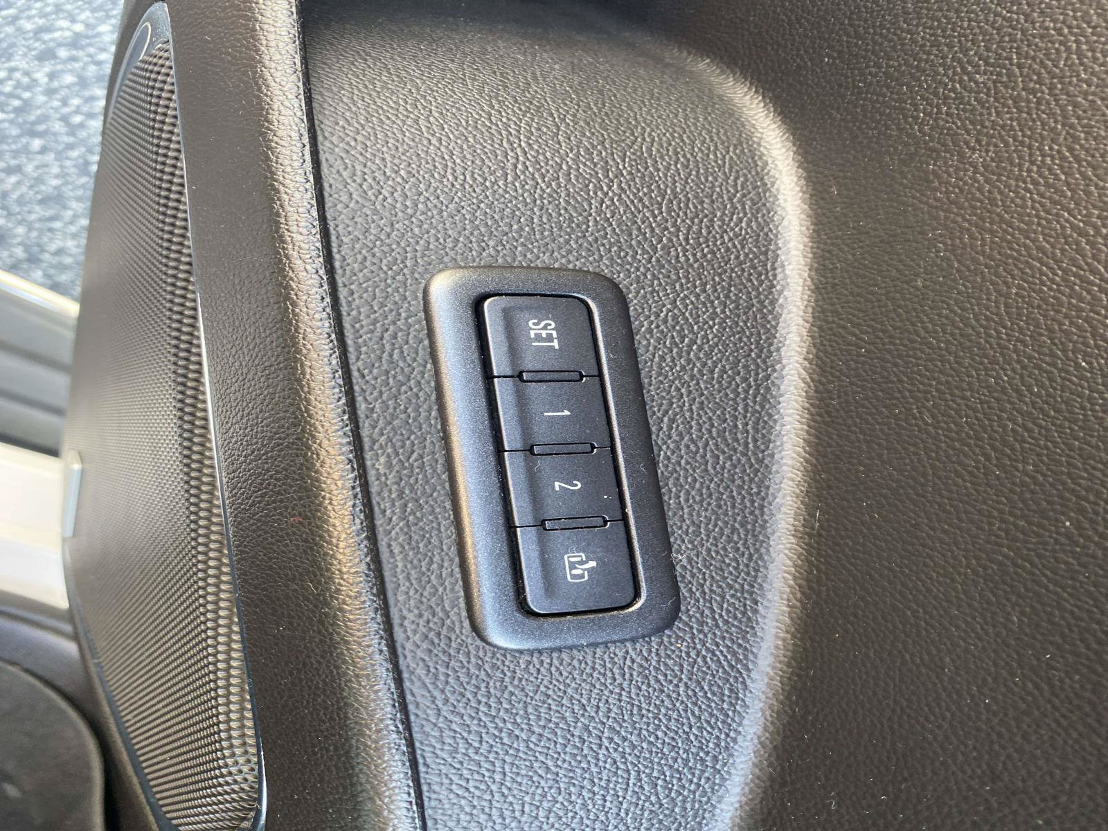 Used 2016 Chevrolet Tahoe LTZ RWD image 24