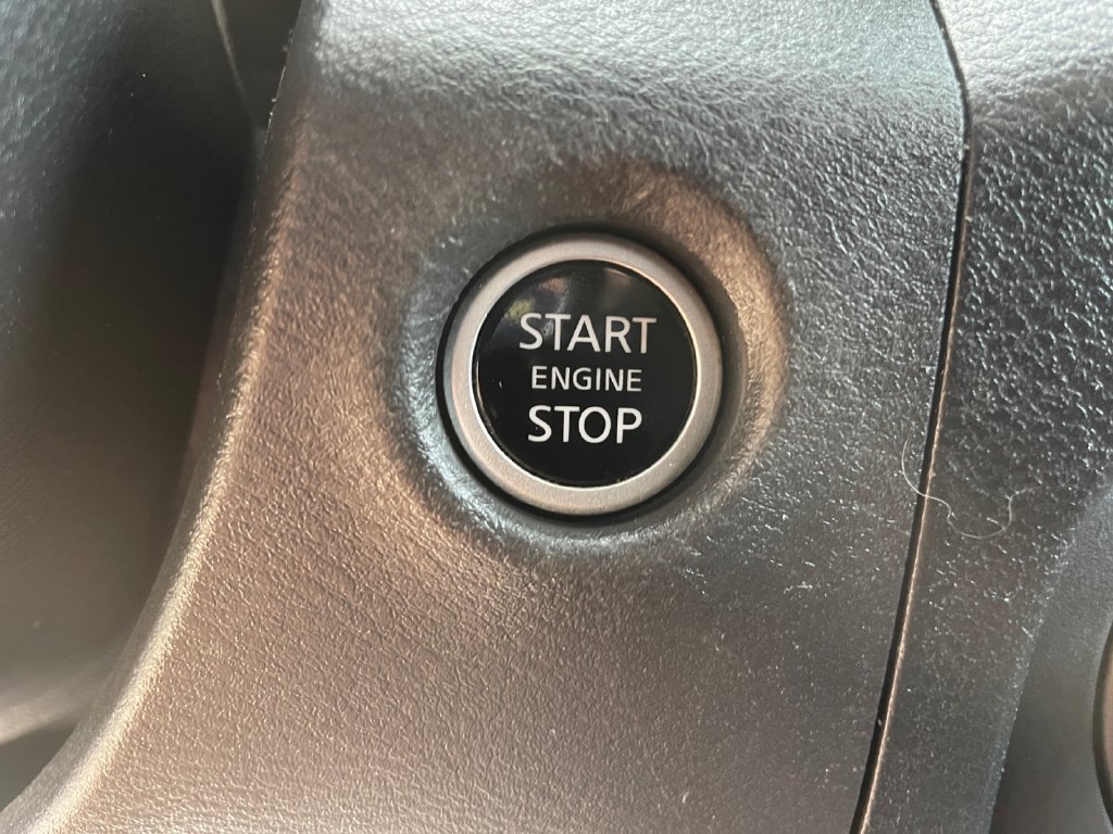 Used 2023 Nissan Frontier SV AWD/4WD image 35