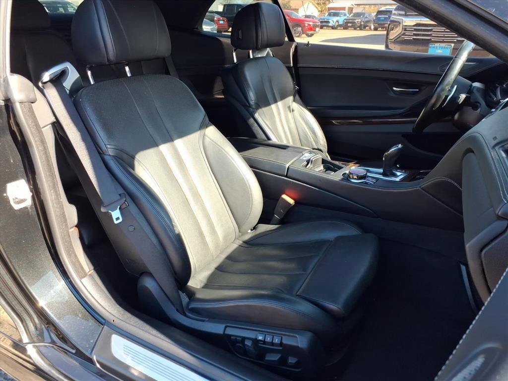 Used 2017 BMW 640i Convertible image 12