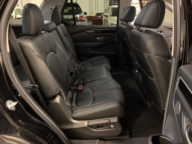 Used 2025 Honda Pilot EX-L image 31