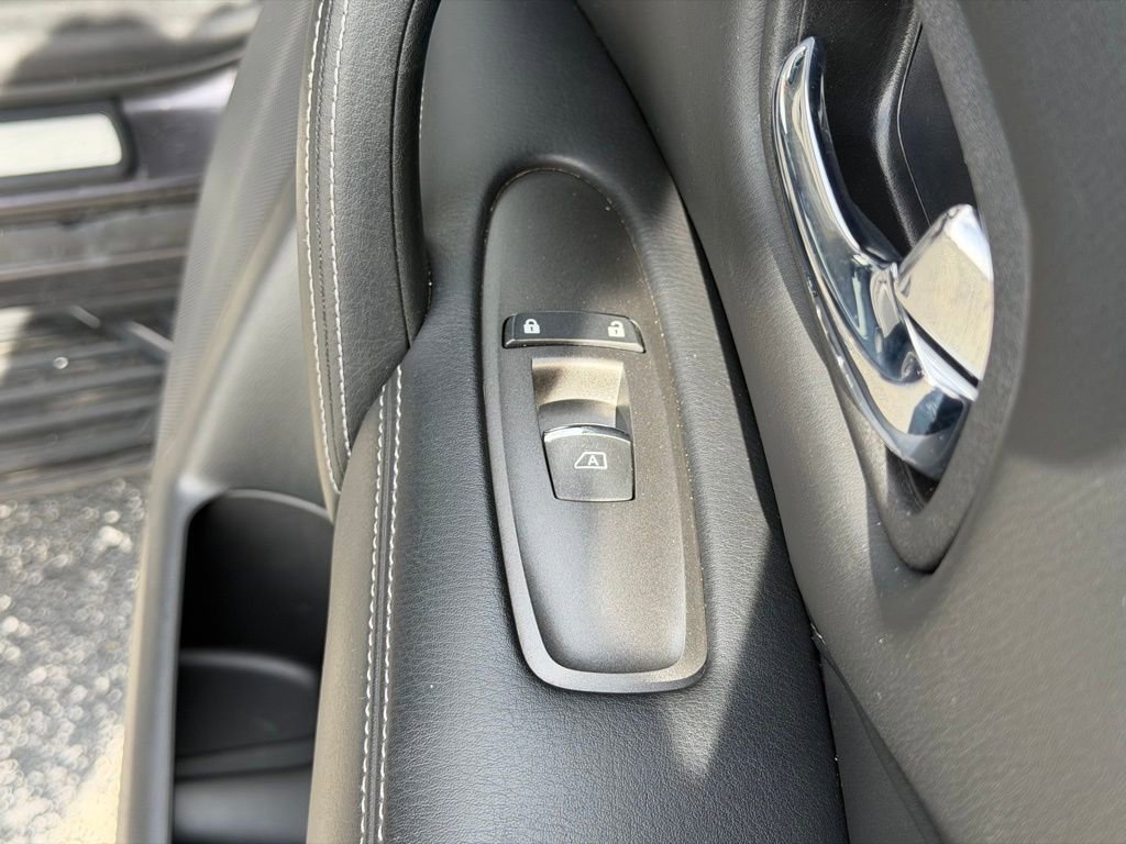 Used 2024 INFINITI QX80 Luxe image 25