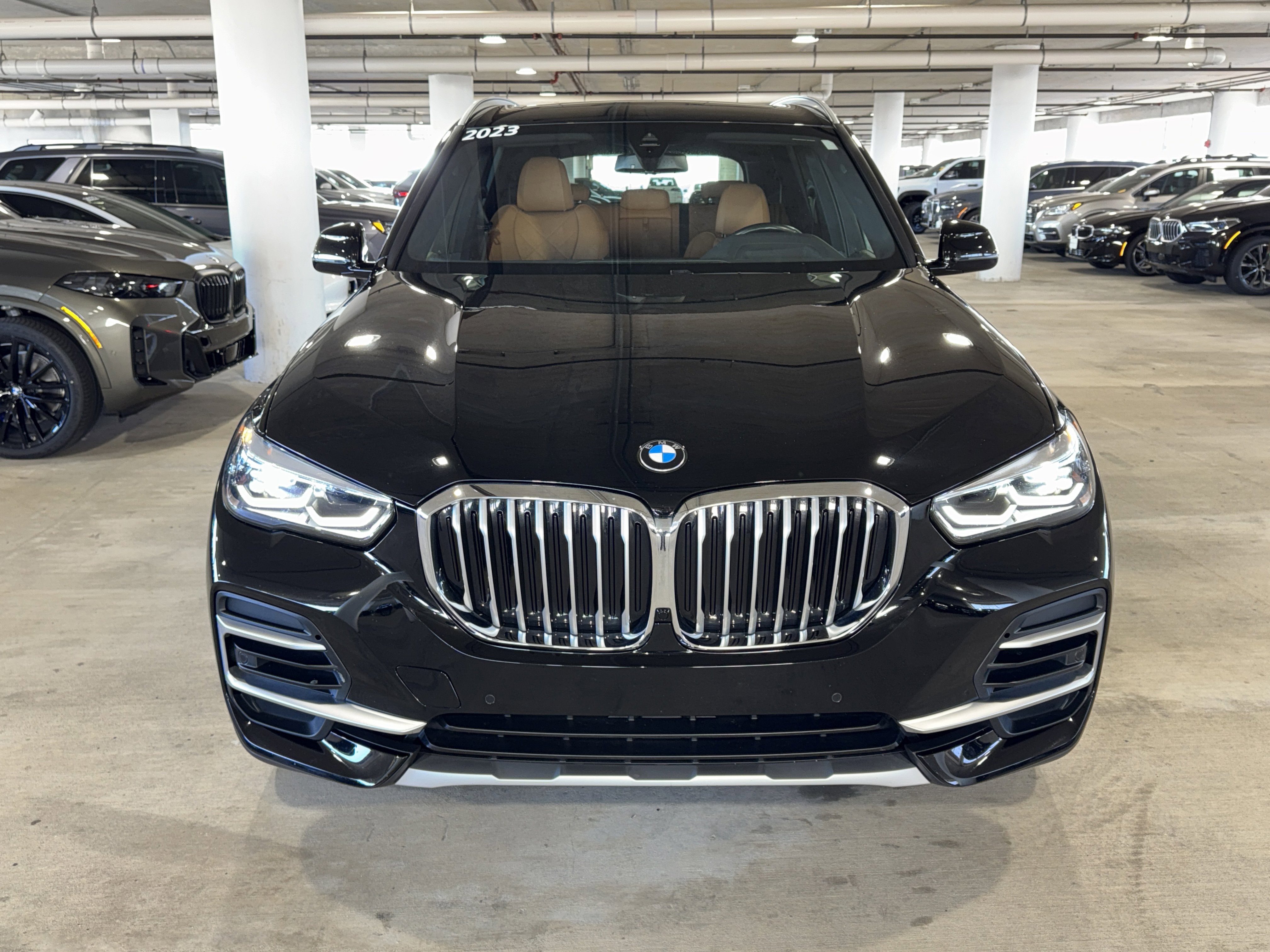 Used 2023 BMW X5 xDrive40i w/ Premium Package image 3