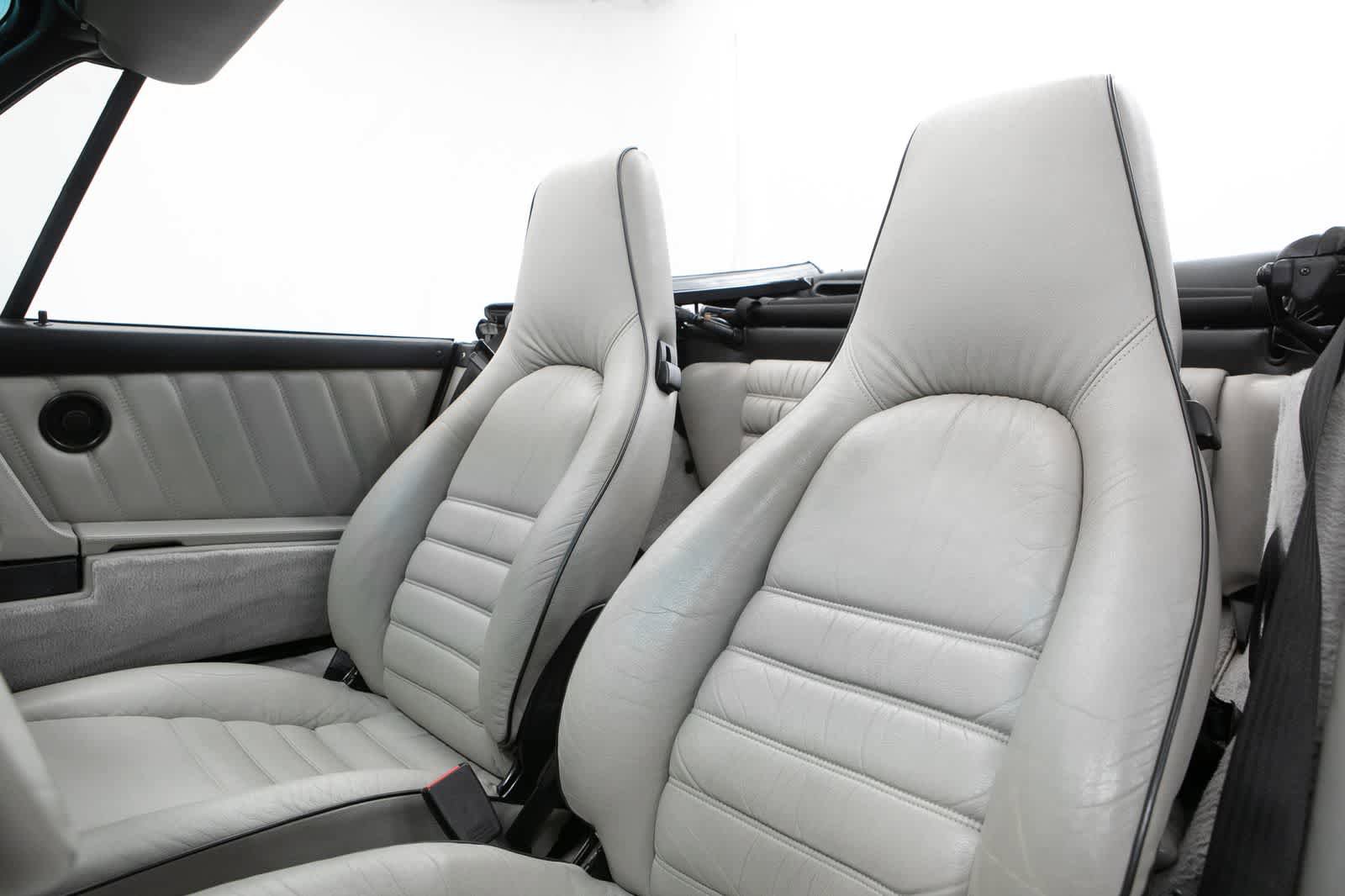 Used 1989 Porsche 911 Carrera image 5