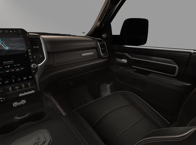 New 2026 RAM 2500 Laramie AWD/4WD image 7