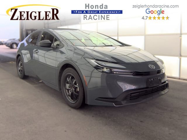 Used 2025 Toyota Prius LE