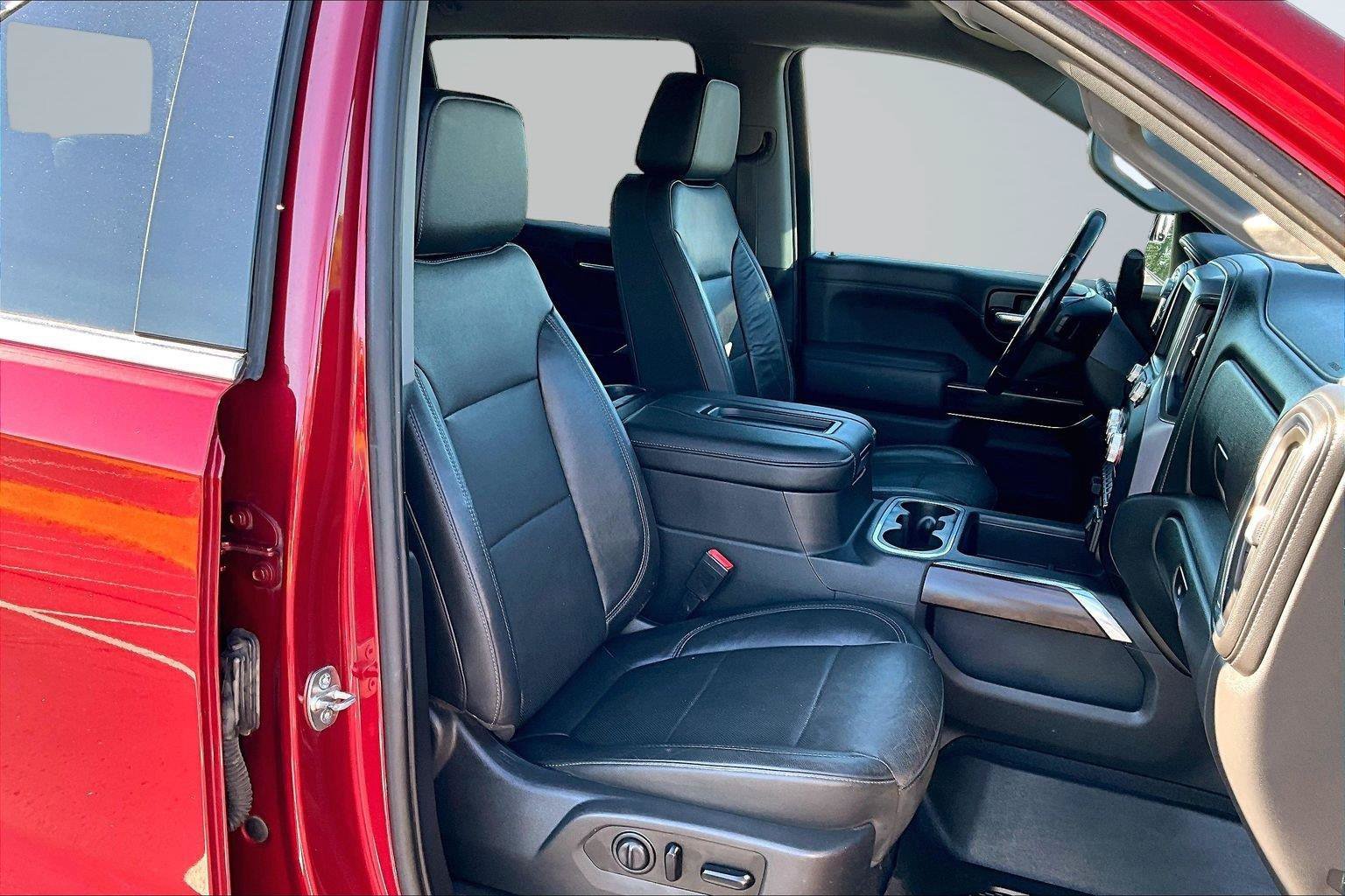 Used 2019 GMC Sierra 1500 SLT w/ SLT Premium Package AWD/4WD image 8