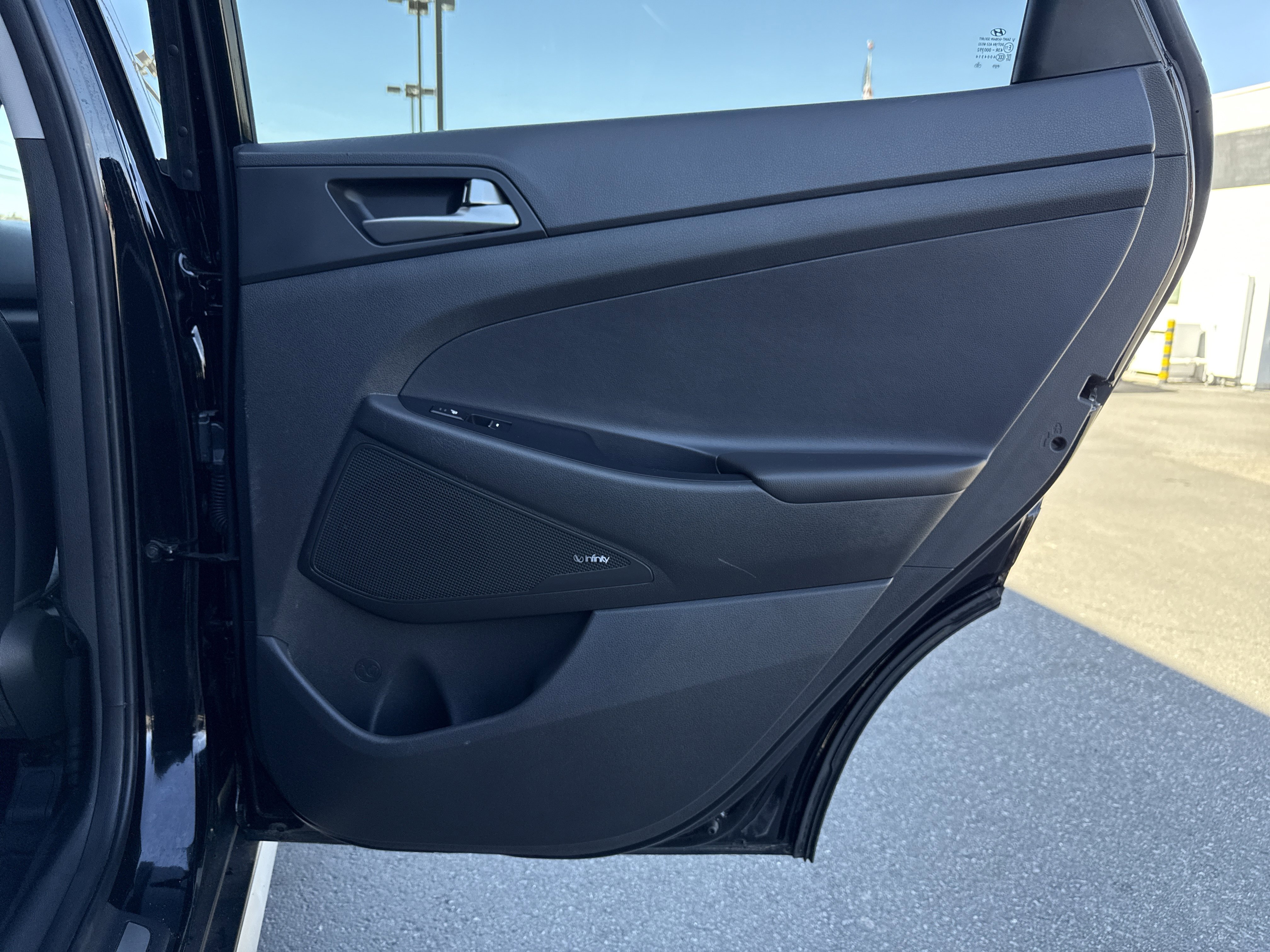 Used 2017 Hyundai Tucson Limited w/ Limited Ultimate Package 03 image 41