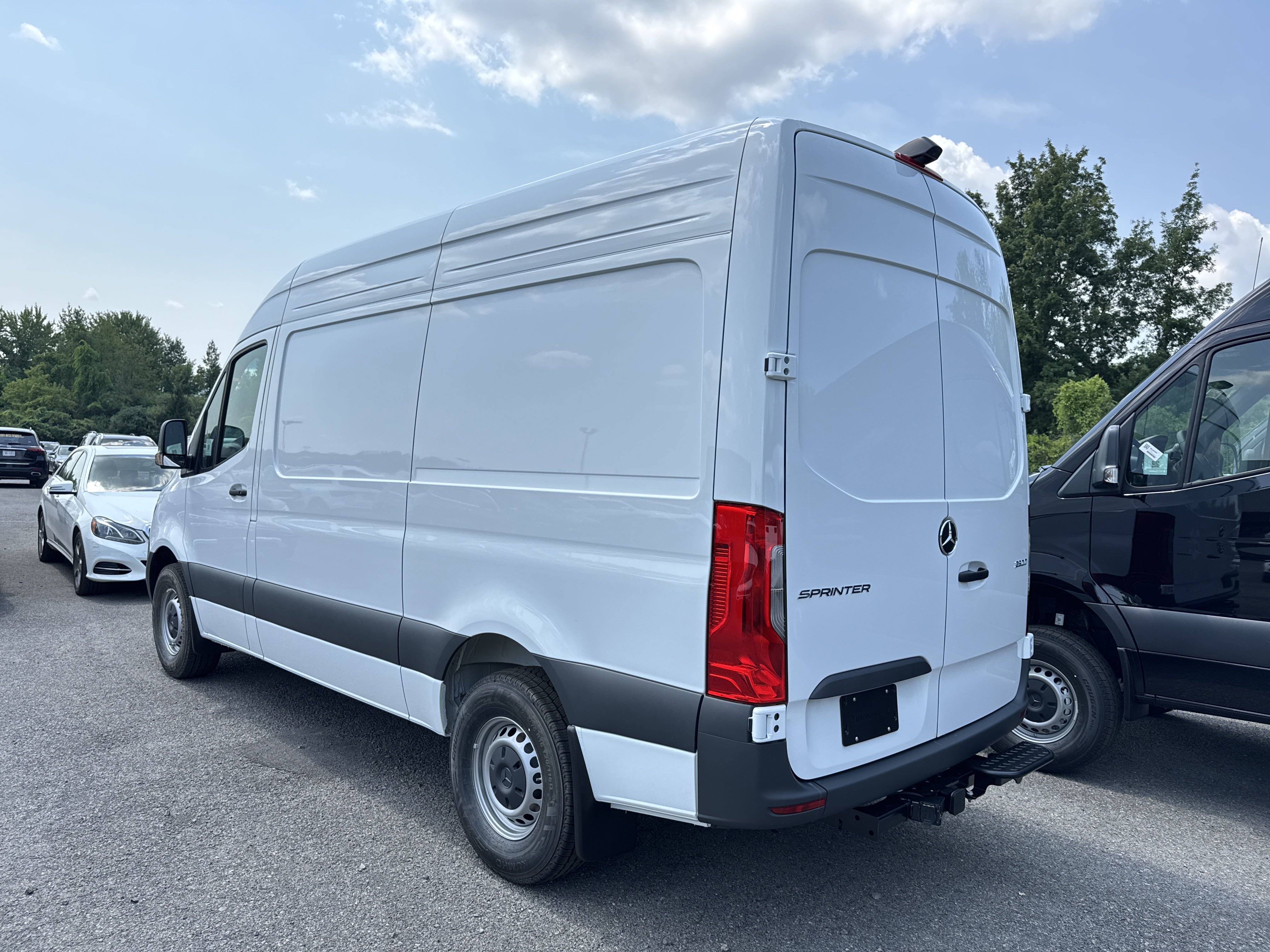 New 2025 Mercedes-Benz Sprinter 2500 image 5