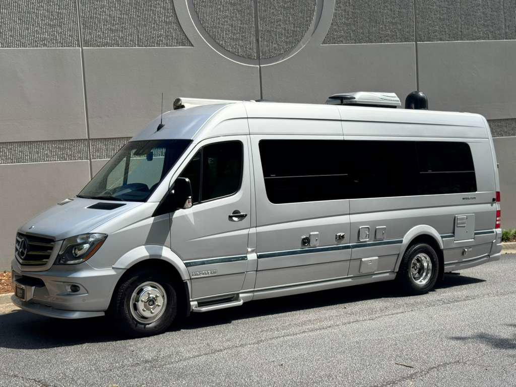 Used 2015 Mercedes-Benz Sprinter 3500 image 3