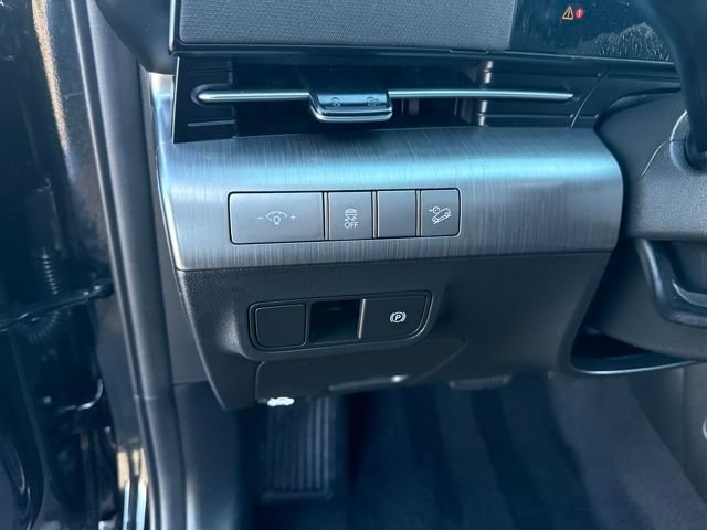 Certified 2024 Hyundai Kona SEL w/ Convenience Package image 14