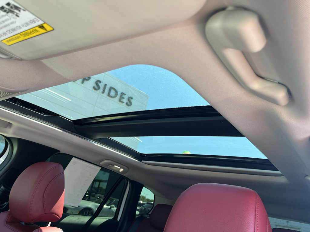 Certified 2025 MAZDA CX-50 AWD 2.5 Hybrid w/ Premium Pkg image 30