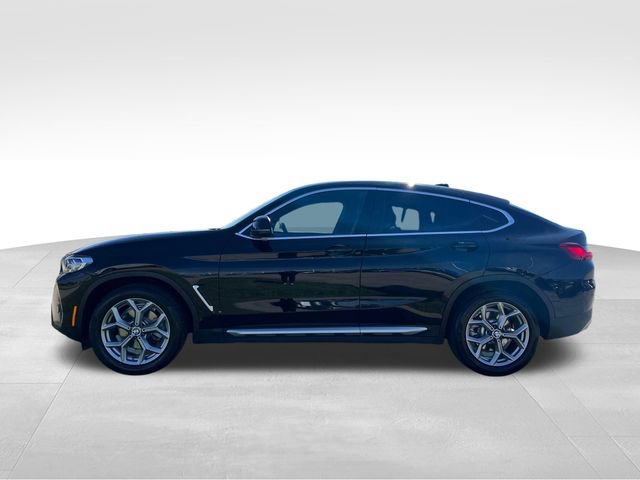 Used 2025 BMW X4 xDrive30i AWD/4WD image 3