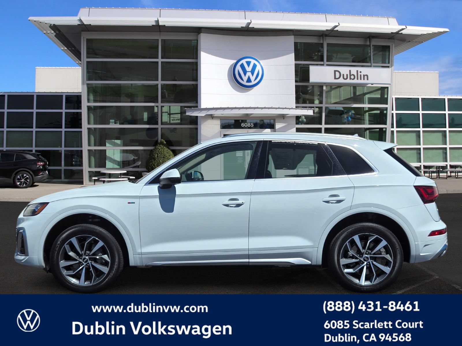 Used 2023 Audi Q5 2.0T Premium w/ Convenience Package AWD/4WD image 7