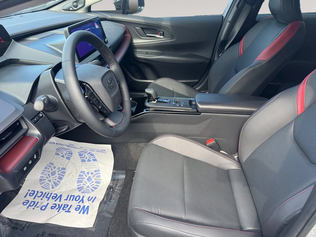 Used 2026 Toyota Prius Plug-In Hybrid w/ Limited Premium Package FWD image 9