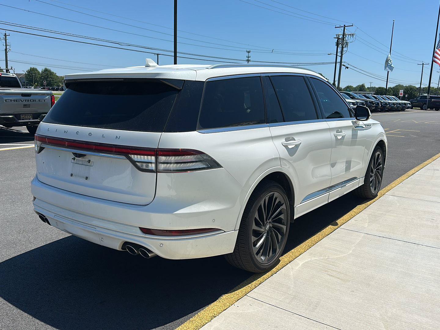 Used 2022 Lincoln Aviator Reserve w/ Equipment Group 201A AWD/4WD image 5