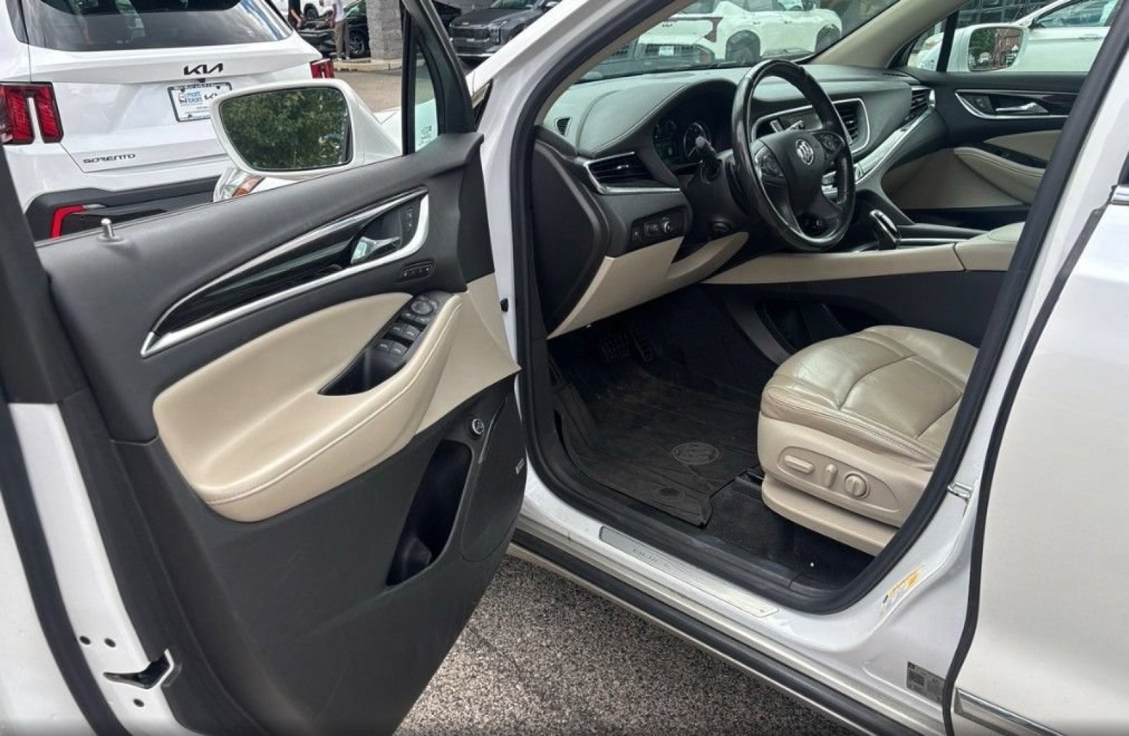 Used 2018 Buick Enclave Premium w/ Experience Buick Package AWD/4WD image 12