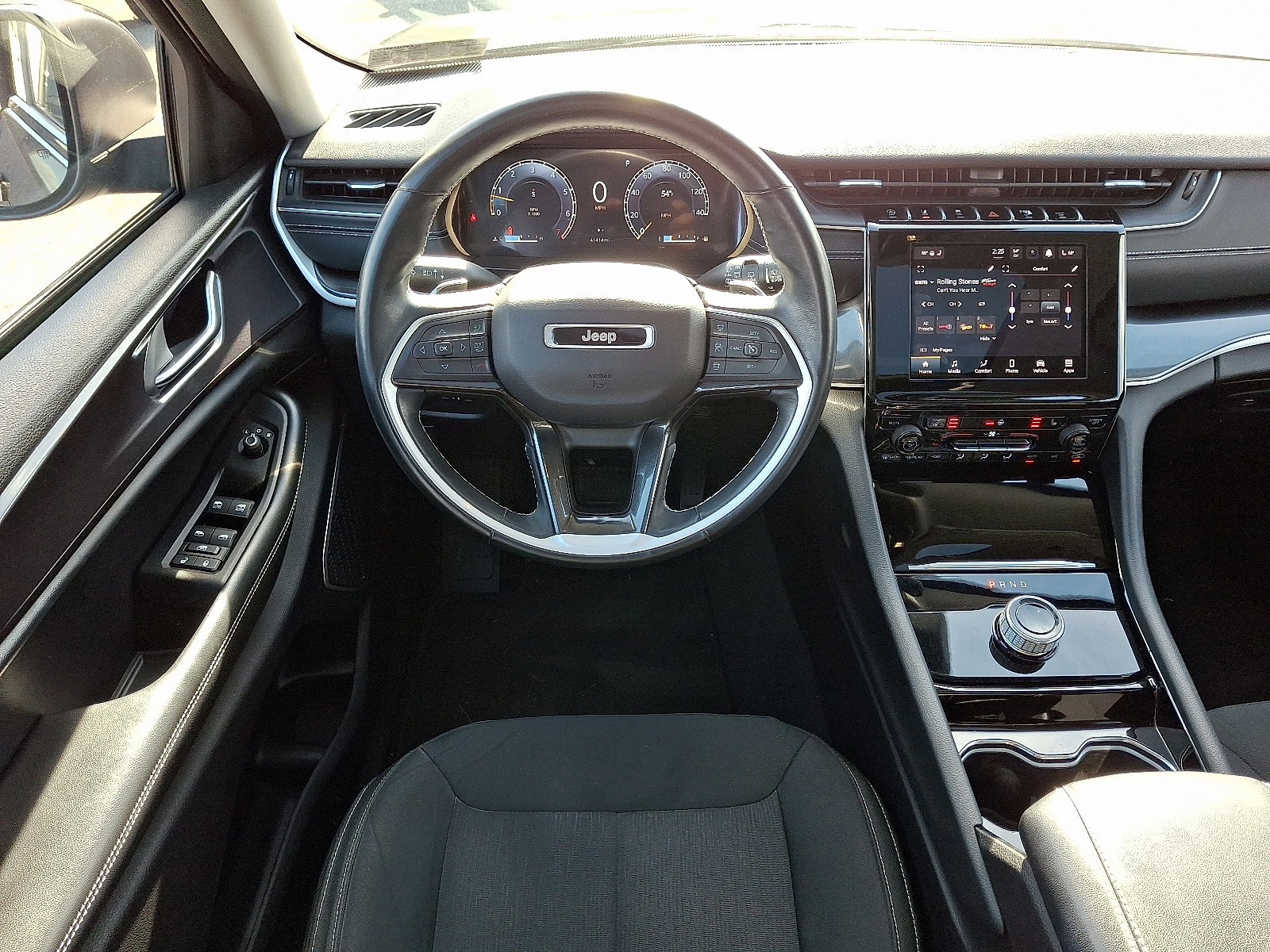 Used 2021 Jeep Grand Cherokee L Laredo w/ Luxury Tech Group I image 14