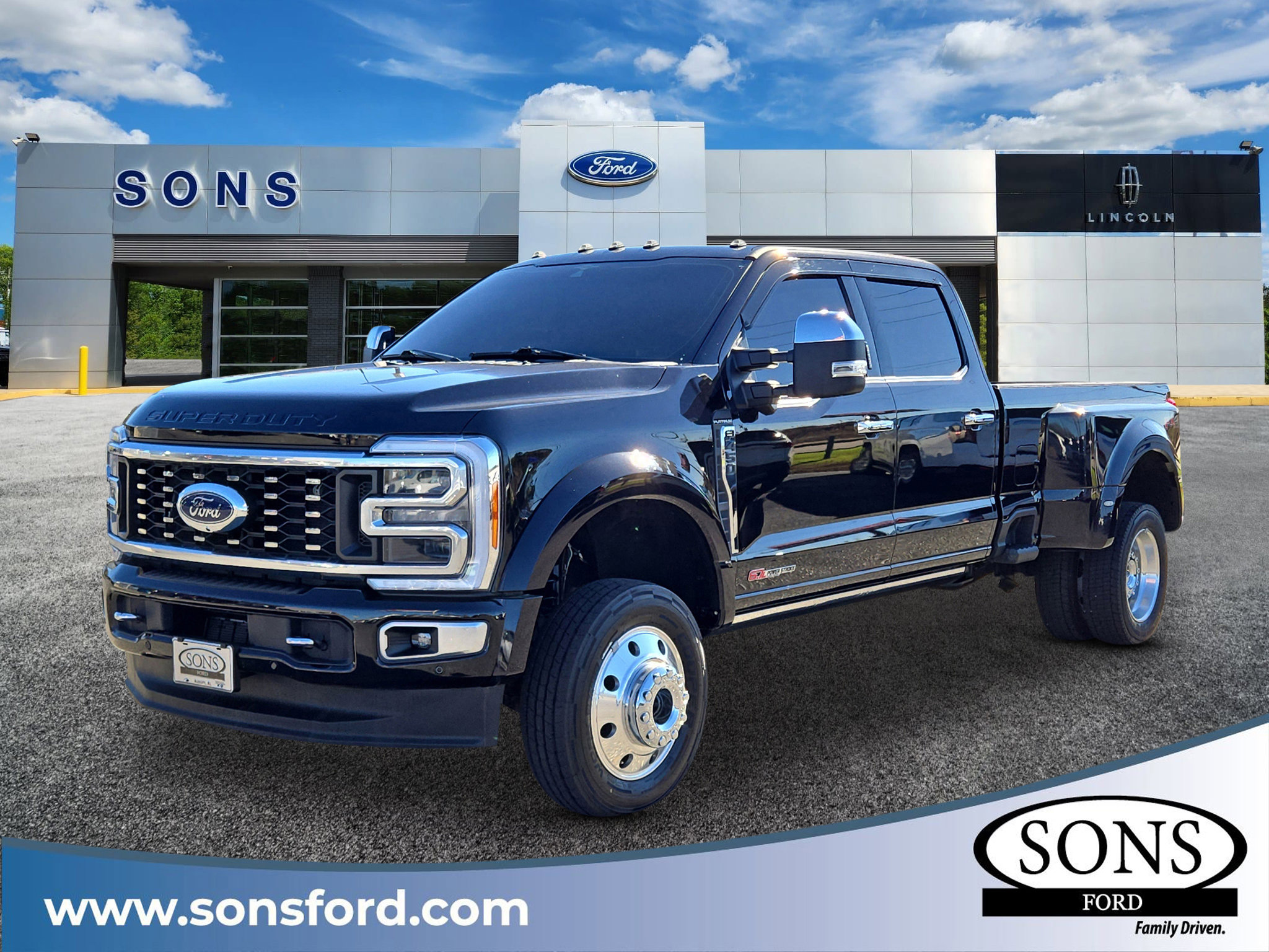 Used 2023 Ford F450 Platinum w/ FX4 Off-Road Package image 1