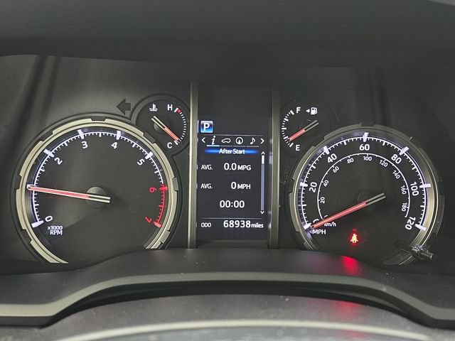 Used 2023 Toyota 4Runner TRD Off-Road Premium AWD/4WD image 19