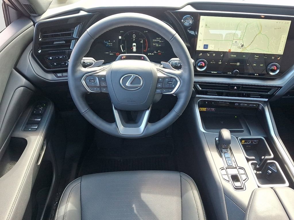 Used 2025 Lexus TX 350 AWD w/ Technology Package image 13